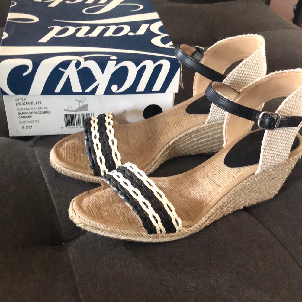 Lucky Brand sandals
